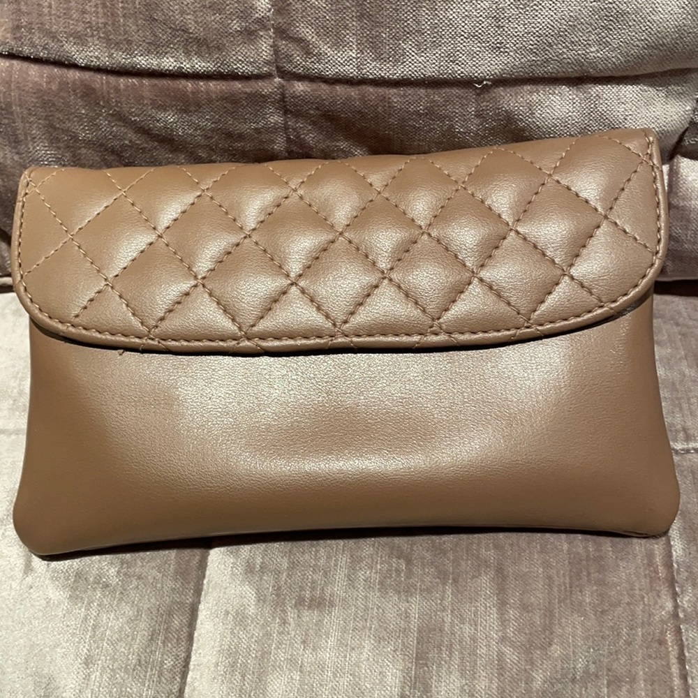 VINTAGE 1980’s Mundi Wallet/Small Handbag